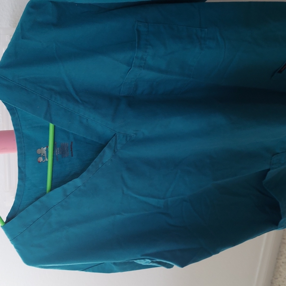 Ladies nursing scrubs top teal